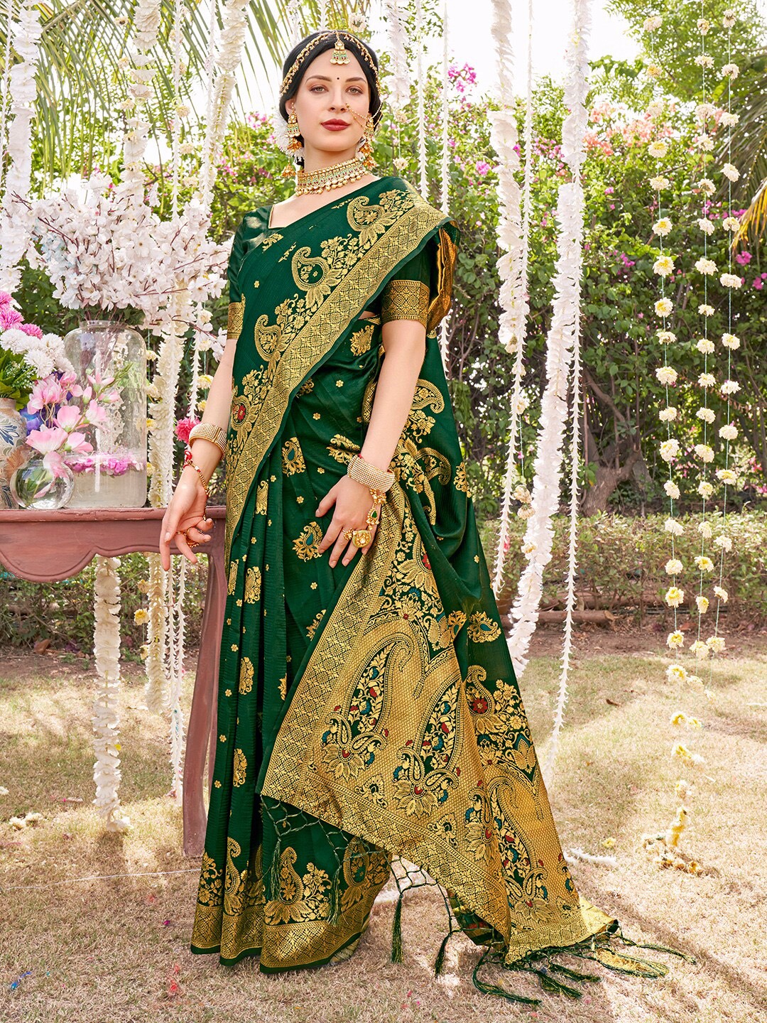 

Anouk Green & Gold Paisley Woven Design Zari Banarasi Saree