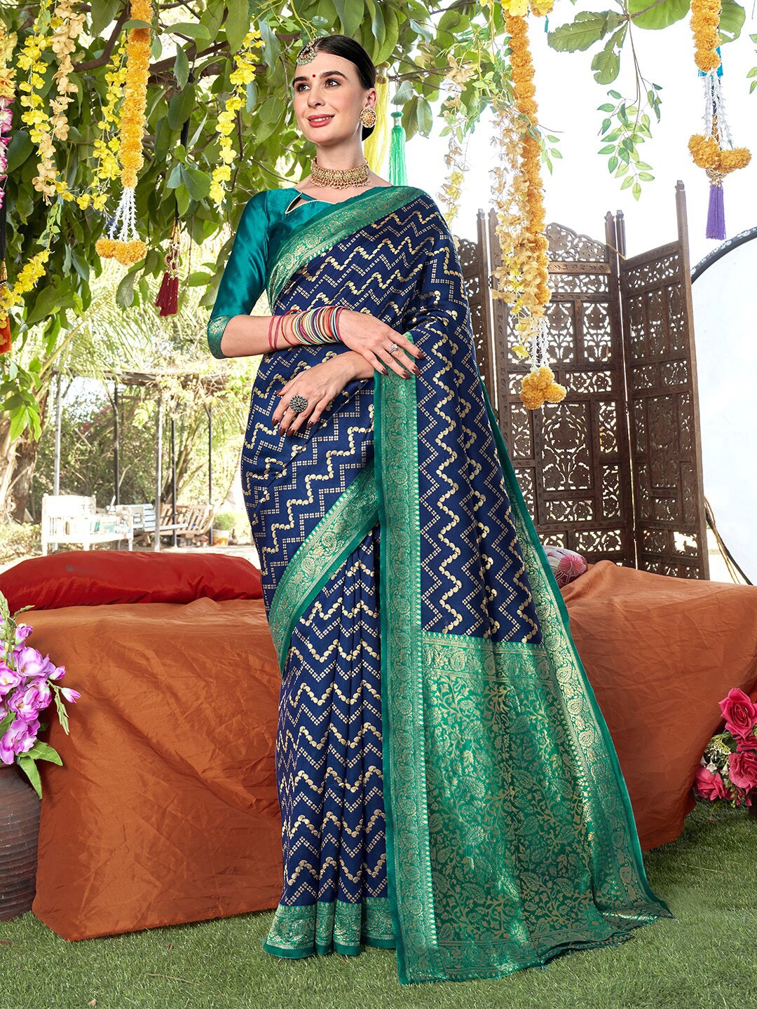 

Anouk Navy Blue & Green Woven Design Zari Detailed Art Silk Kanjeevaram Saree