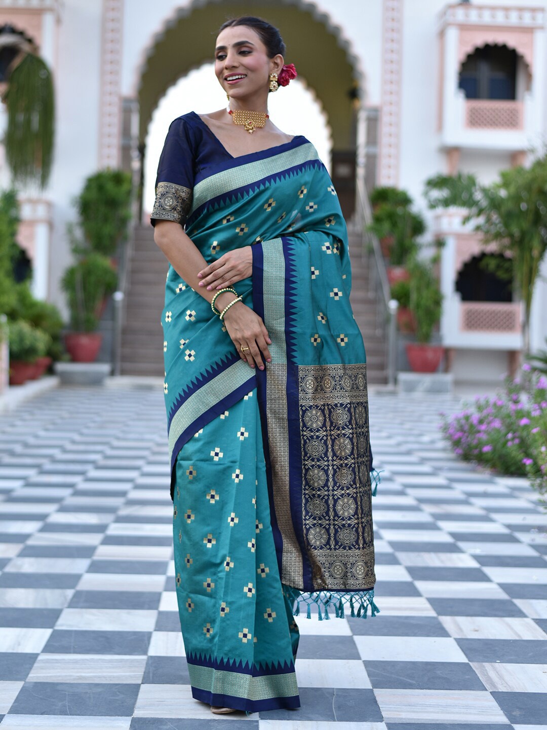 

Anouk Navy Blue Ethnic Motifs Woven Design Zari Banarasi Saree, Turquoise blue