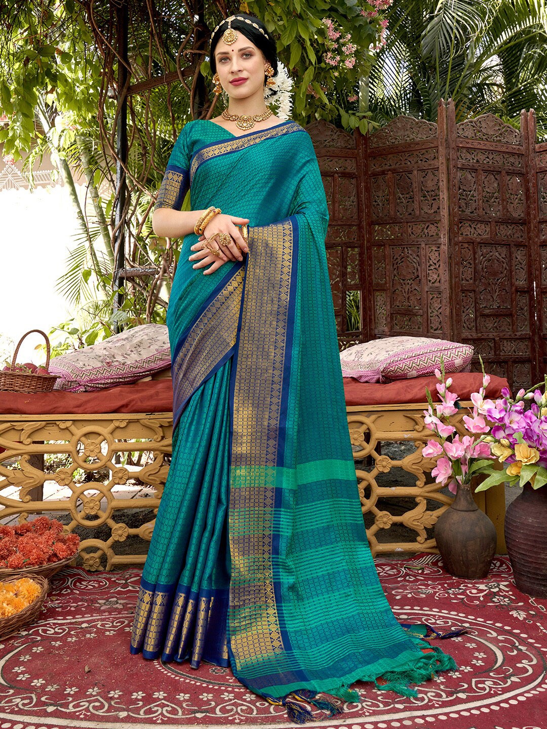 

Anouk Woven Design Zari Banarasi Saree, Navy blue