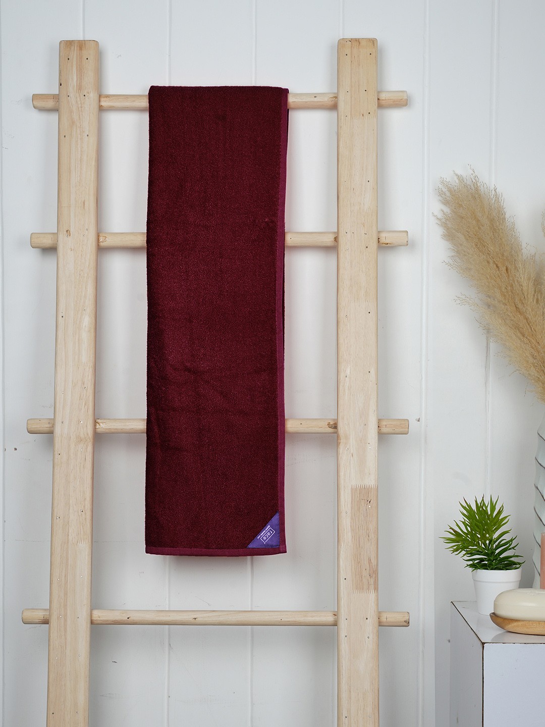 

Doctor Towels Grape Wine Bamboo X Cotton Terry 550 GSM Bath Towel, Burgundy