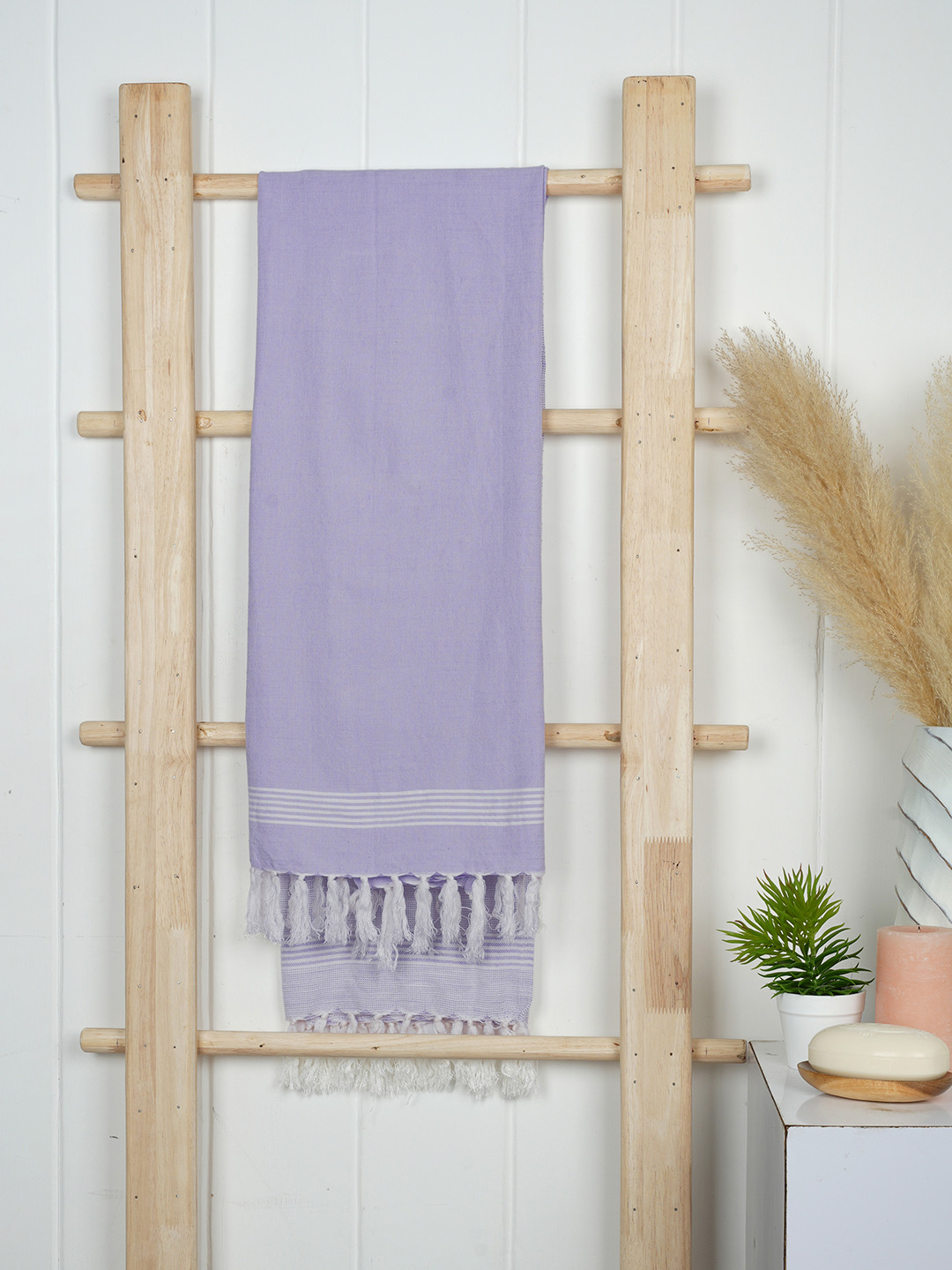 

Doctor Towels Lilac Bamboo Ultra-Light Slub Bath Towel, Lavender