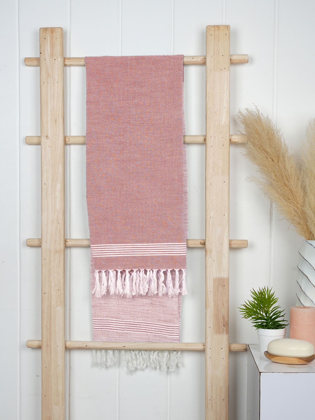 

Doctor Towels Spicy Picante Bamboo Ultra-Light Slub Bath Towel, Peach
