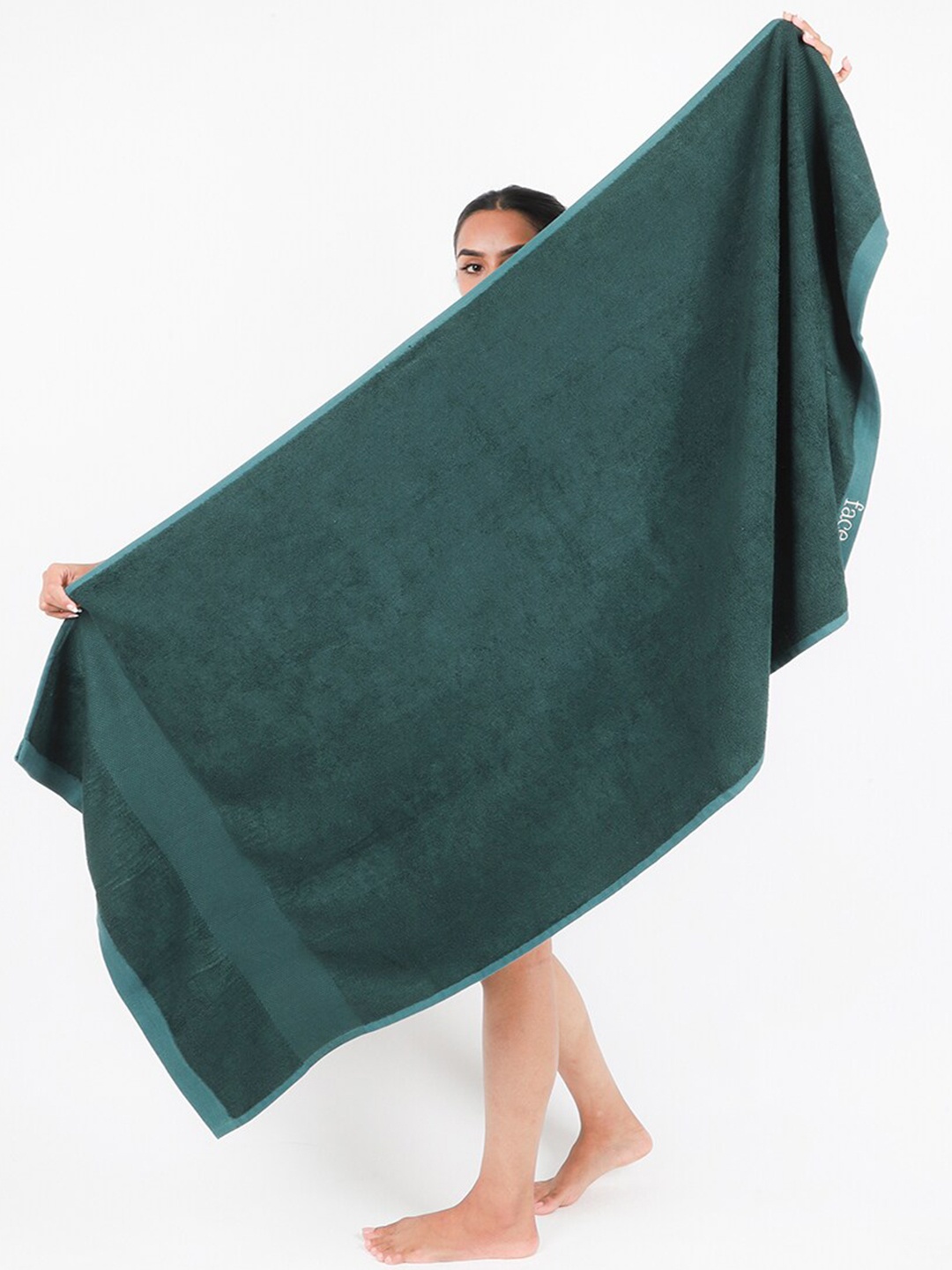 

Doctor Towels Bottle Green Bamboo Terry Bath Towel