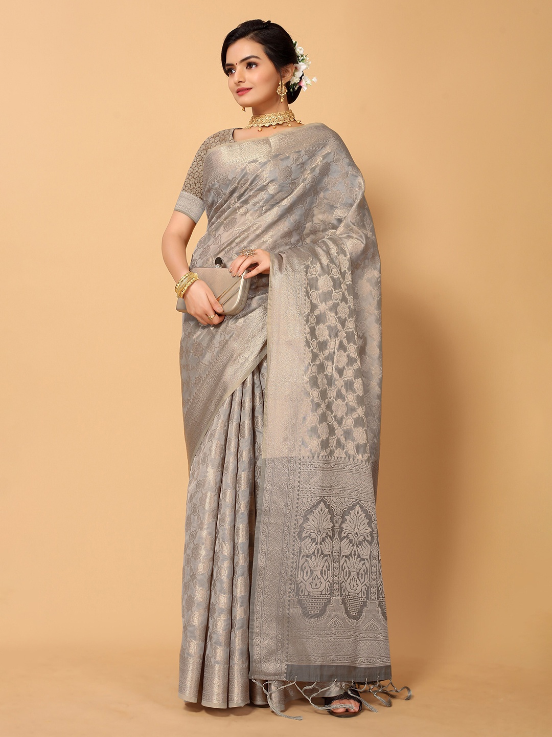 

Ishin Grey & Silver-Toned Woven Design Zari Banarasi Saree