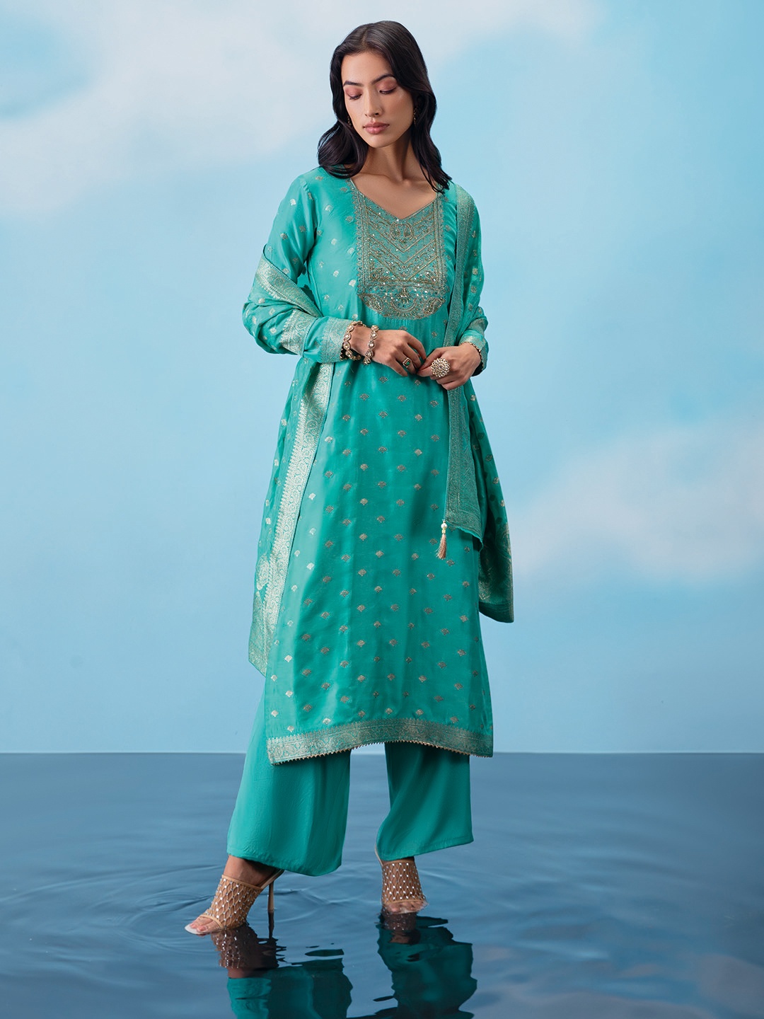 

Soch Floral Printed Unstitched Dress Material, Teal