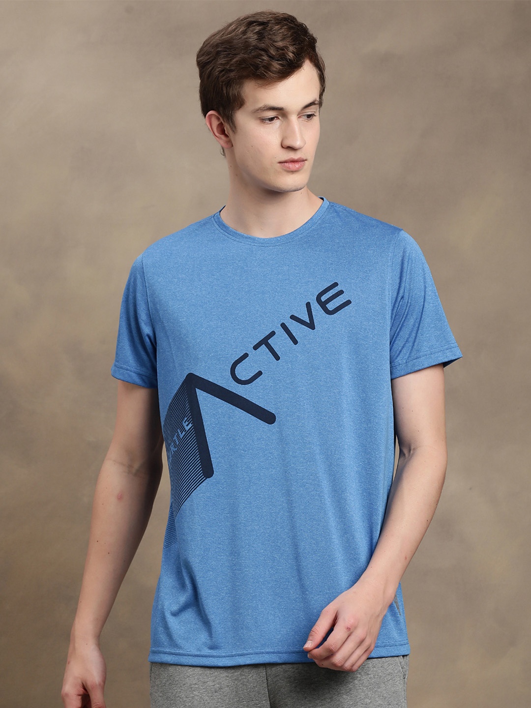

Turtle Typography Printed Slim Fit Sports T-shirt, Blue