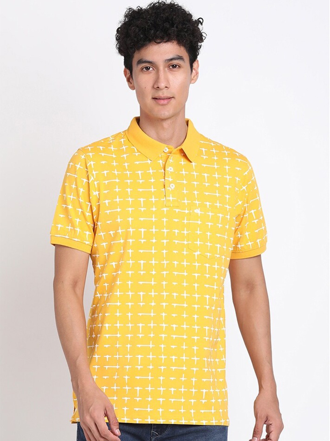 

Turtle Geometric Printed Polo Collar Slim Fit T-shirt, Yellow