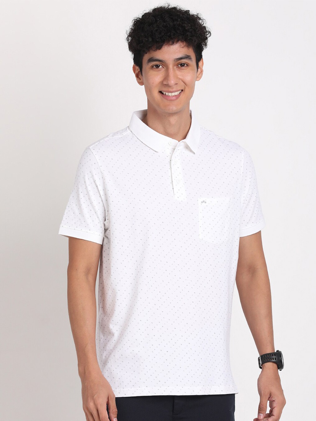 

Turtle Typography Printed Polo Collar Slim Fit T-shirt, White