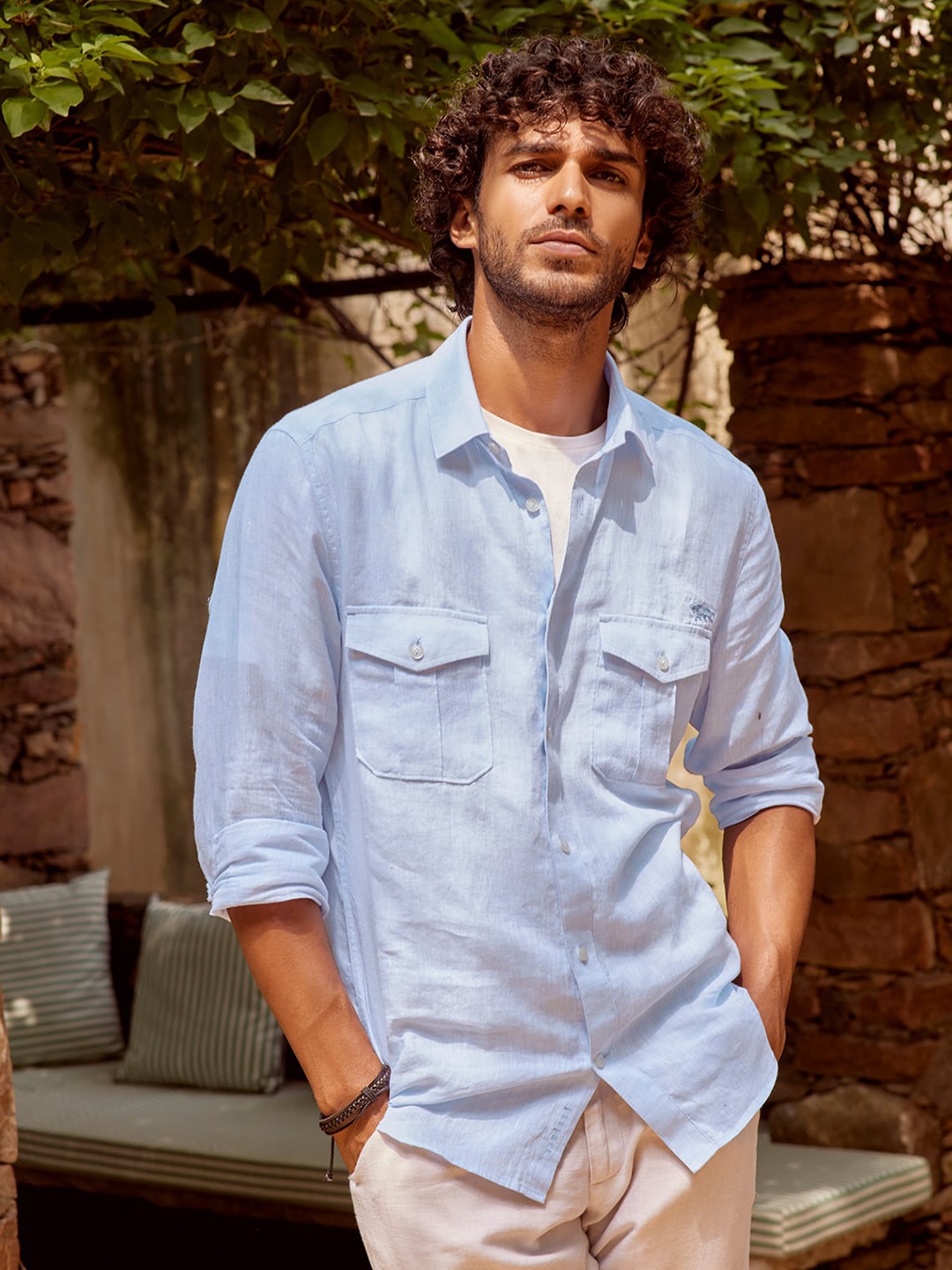 

Andamen Premium Slim Linen Fit Semiformal Shirt, Blue
