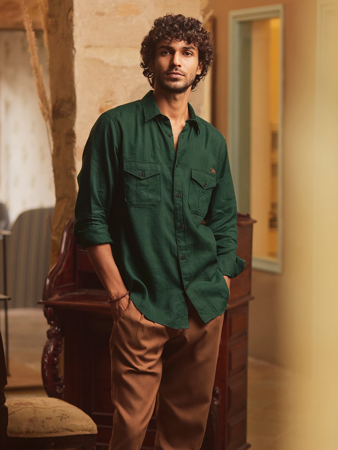 

Andamen Premium Regular Fit Spread Collar Linen Casual Shirt, Green