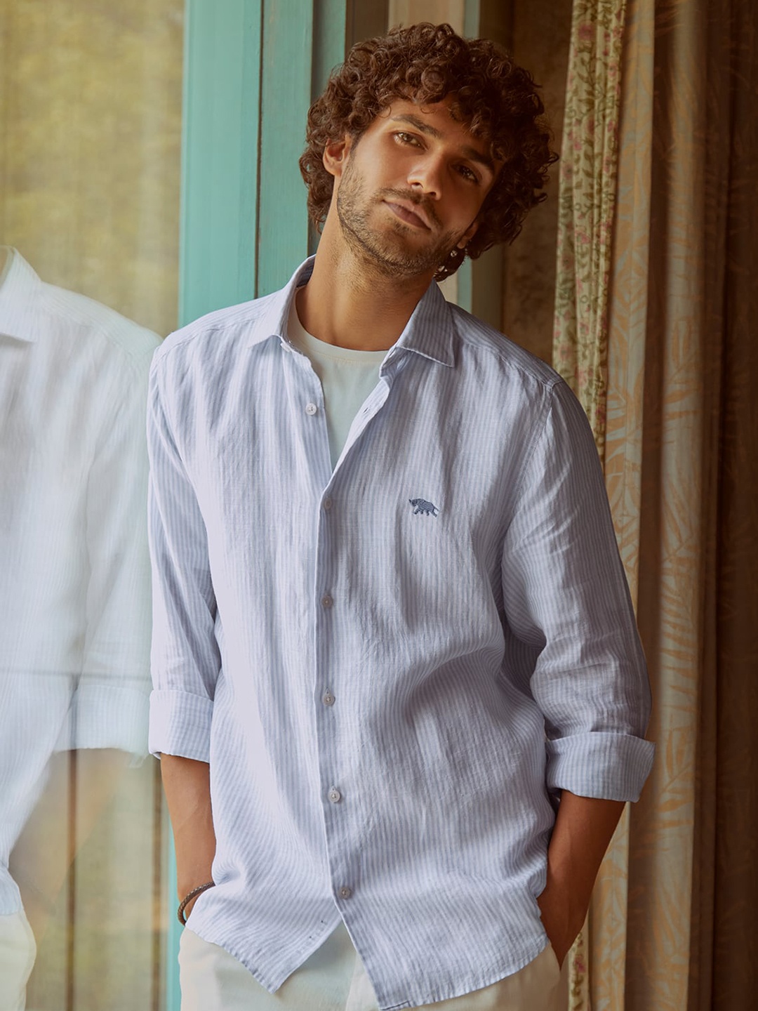 

Andamen Premium Vertical Striped Linen Semiformal Shirt, Blue