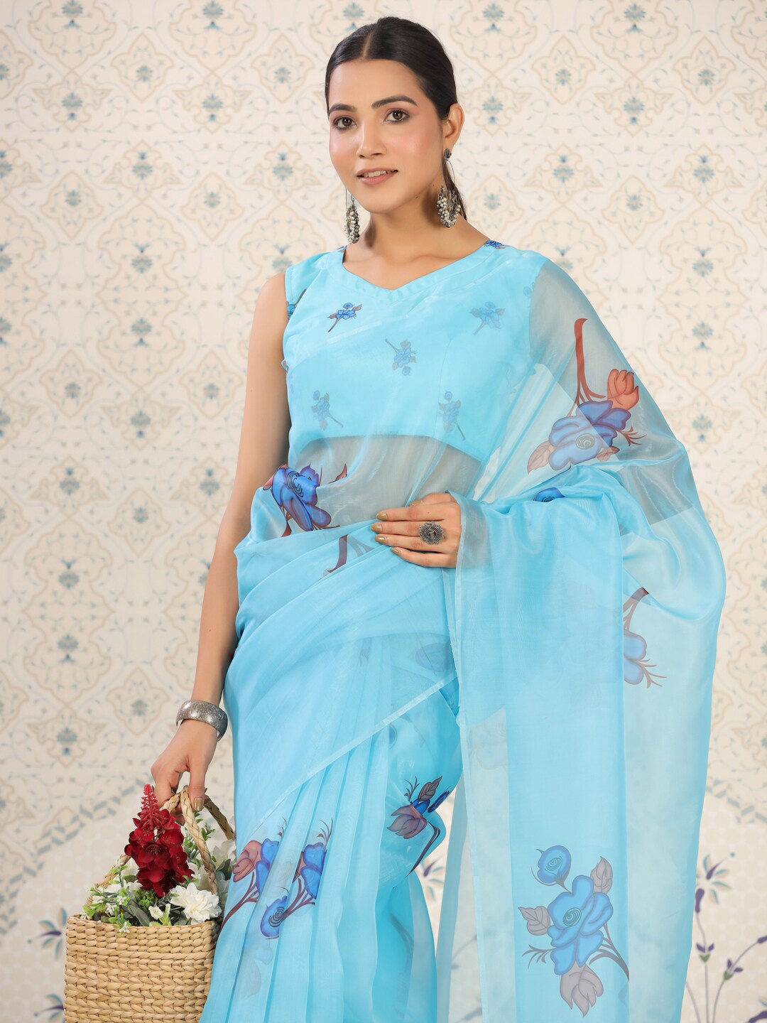 

Ode by House of Pataudi Turquoise Blue & Orange Floral Print Organza Saree