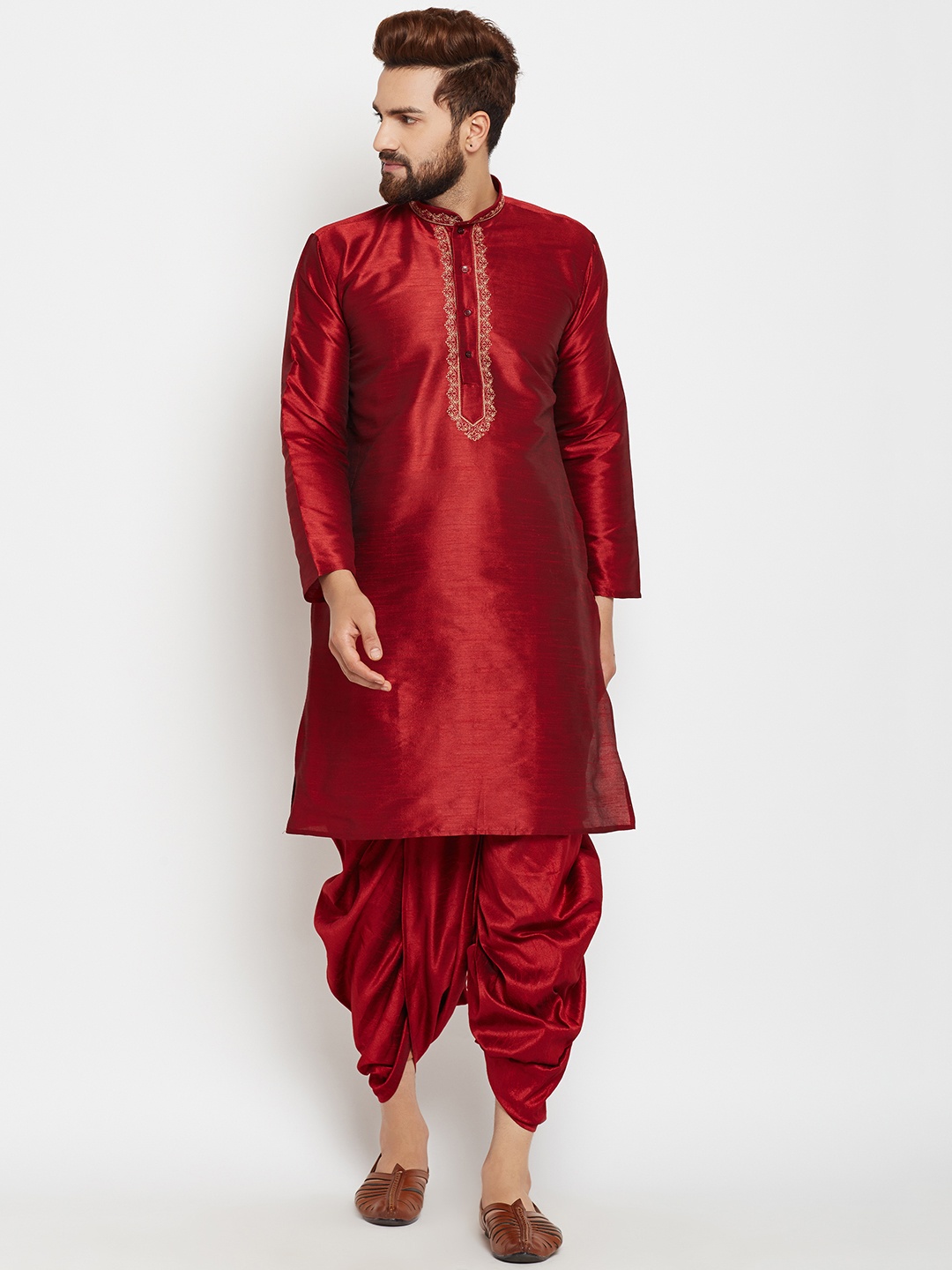 

SOJANYA Men Maroon Solid Kurta with Dhoti Pants
