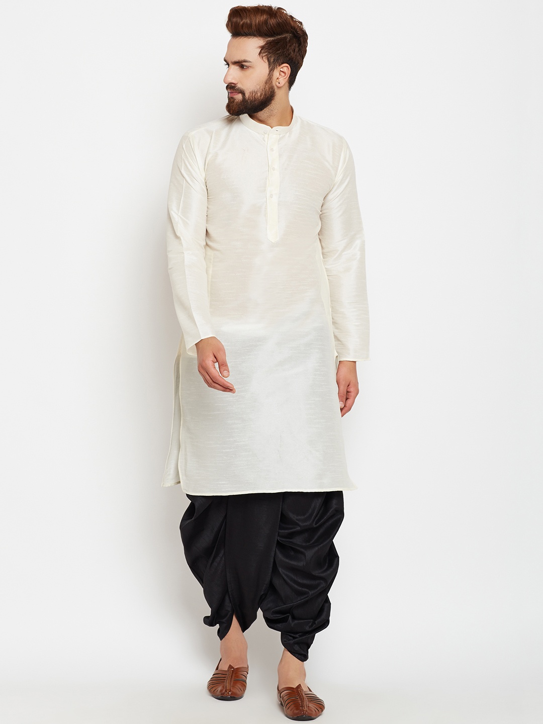 

SOJANYA Men Off-White & Black Solid Kurta with Dhoti Pants