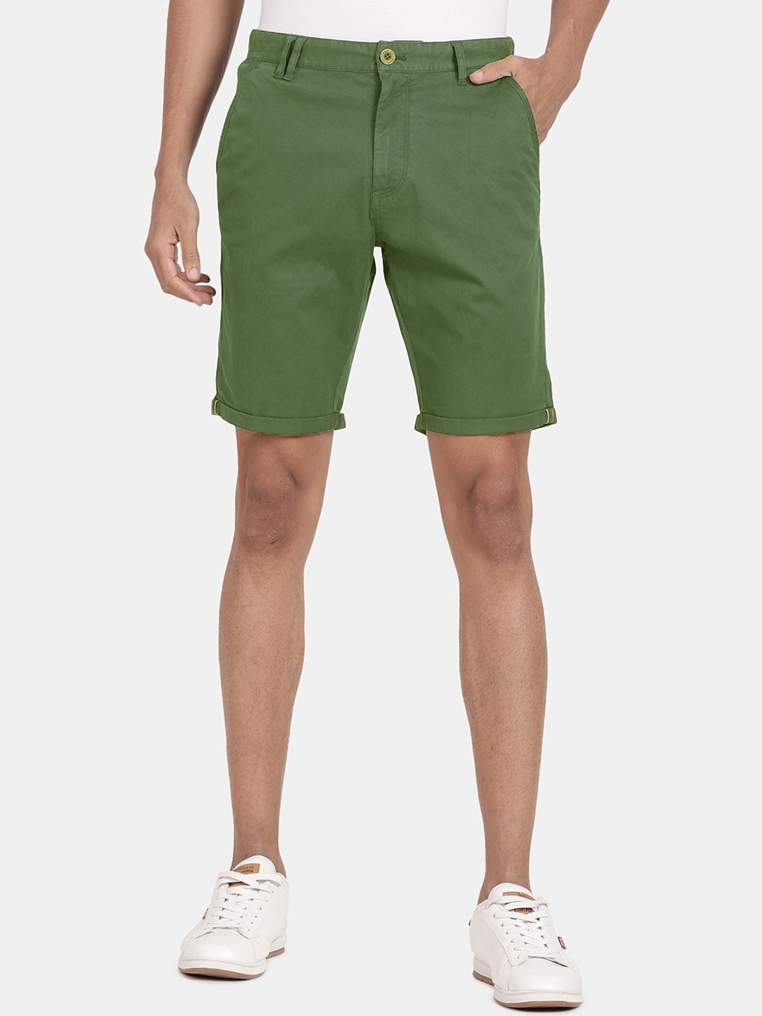 

t-base Men Mid-Rise Cotton Chino Shorts, Green