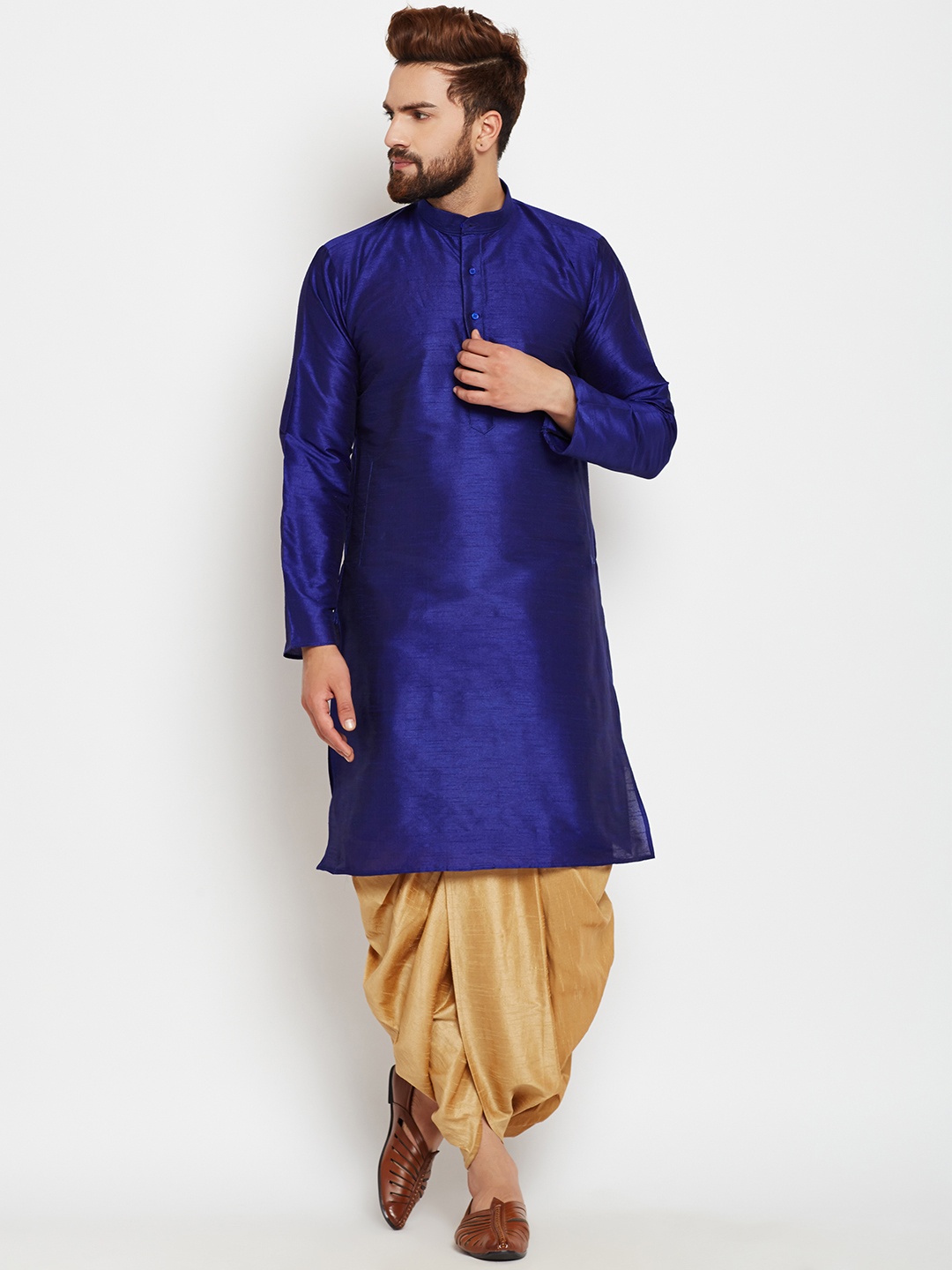 

SOJANYA Men Blue & Gold-Toned Solid Kurta with Dhoti Pants