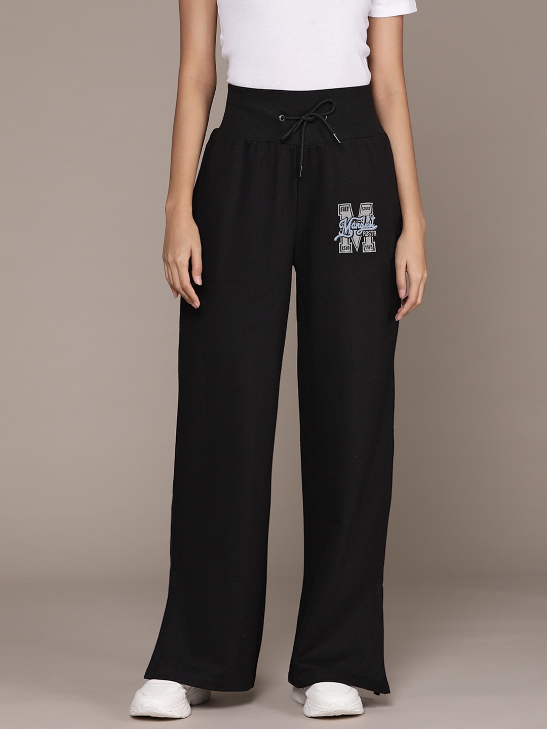 

The Roadster Lifestyle Co. RE/LAX Women Baggy Slits Track Pants, Black
