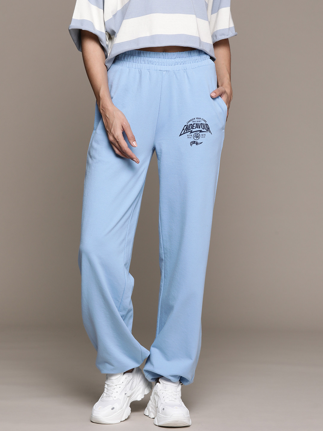 

The Roadster Lifestyle Co. x RE/LAX Women Toggle Drawcords Joggers, Blue