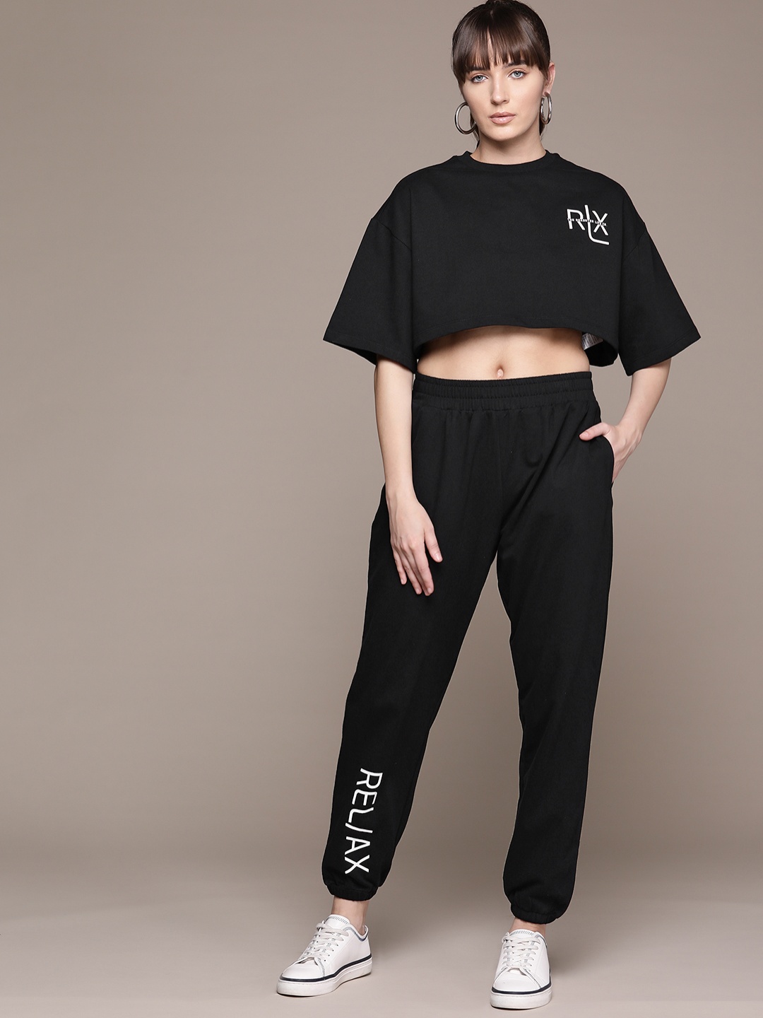 

The Roadster Lifestyle Co. RE/LAX Women Crop Co-Ords, Black