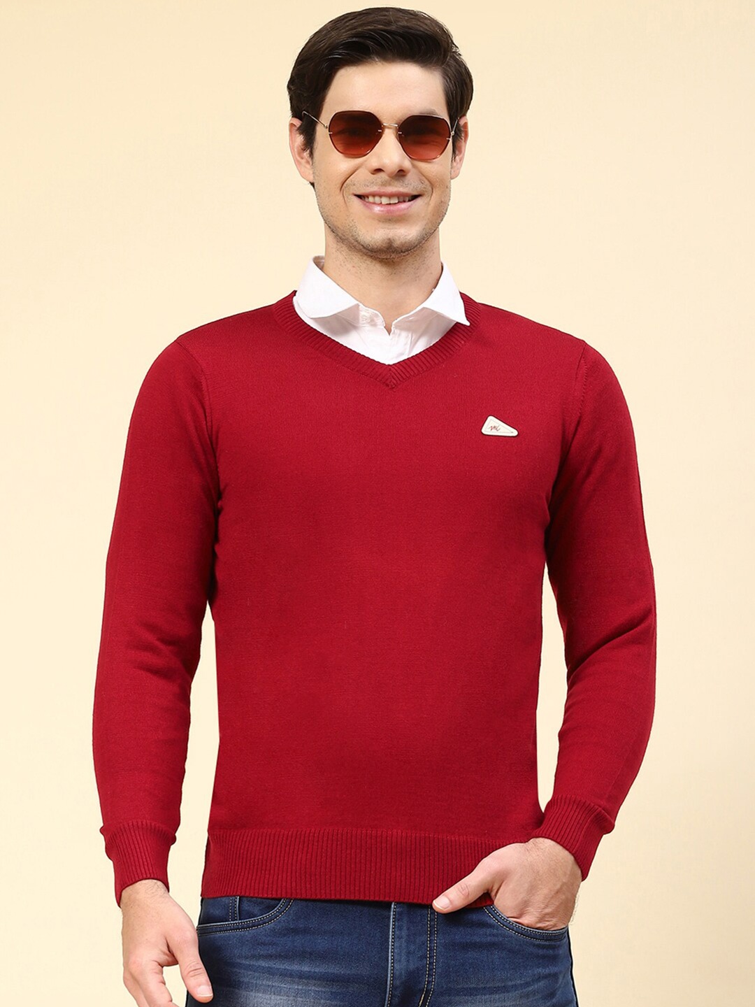 

Monte Carlo V-Neck Pullover Sweater, Red