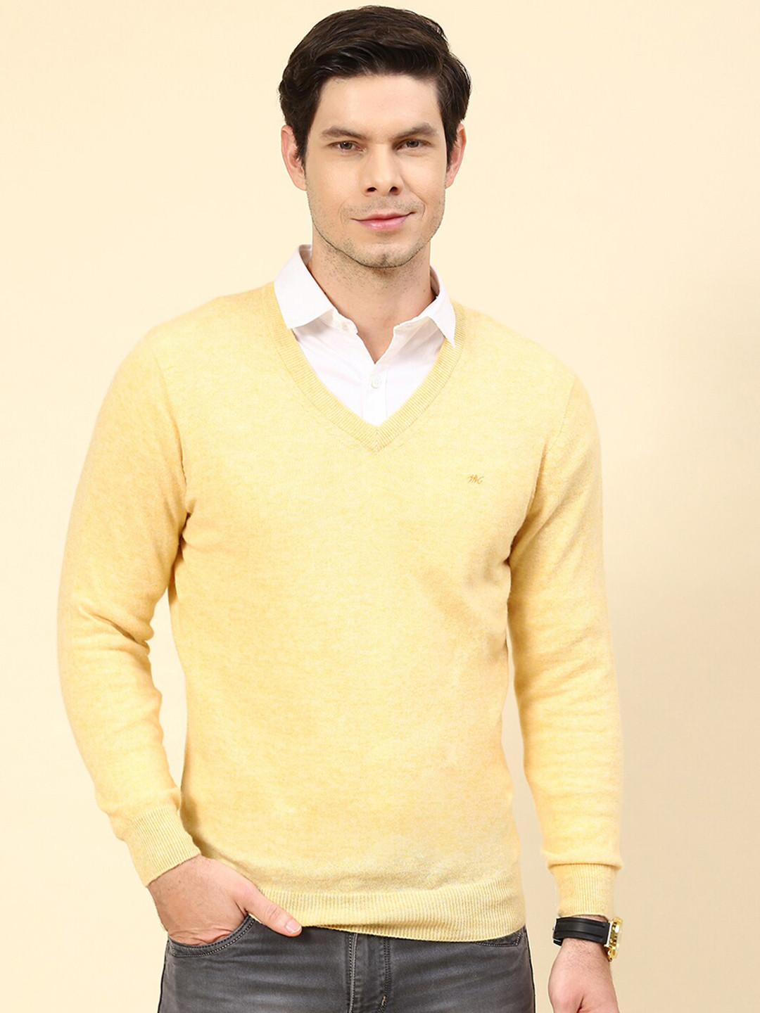 

Monte Carlo V-Neck Wool Pullover Sweater, Yellow