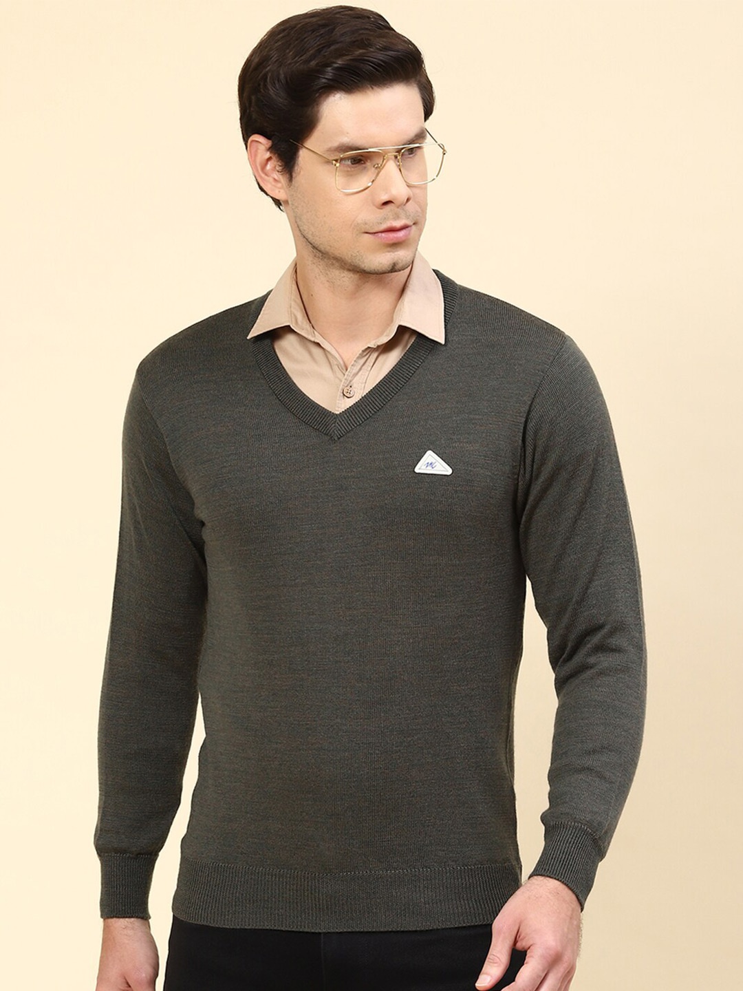 

Monte Carlo V-Neck Ribbed Pure Wool Pullover, Olive