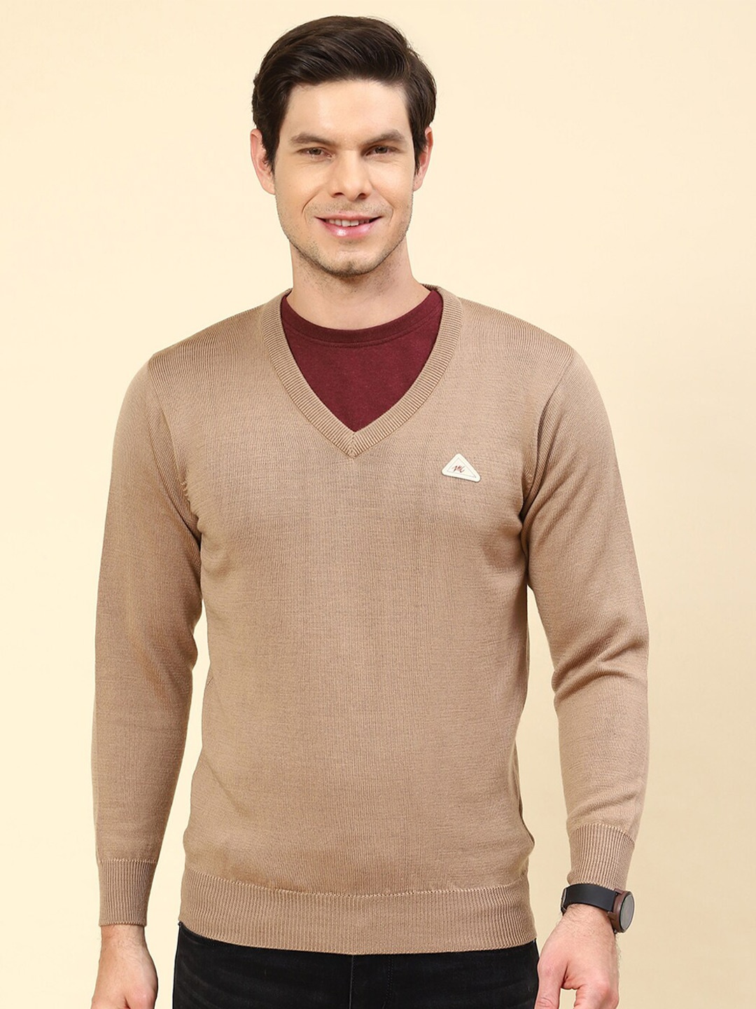 

Monte Carlo V-Neck Ribbed Pure Wool Pullover, Camel brown