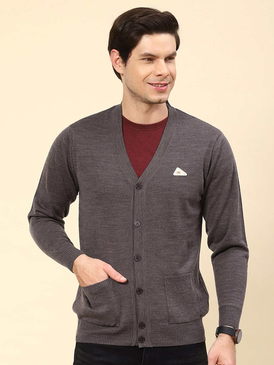 

Monte Carlo V- Neck Ribbed Knitted Cardigan, Grey