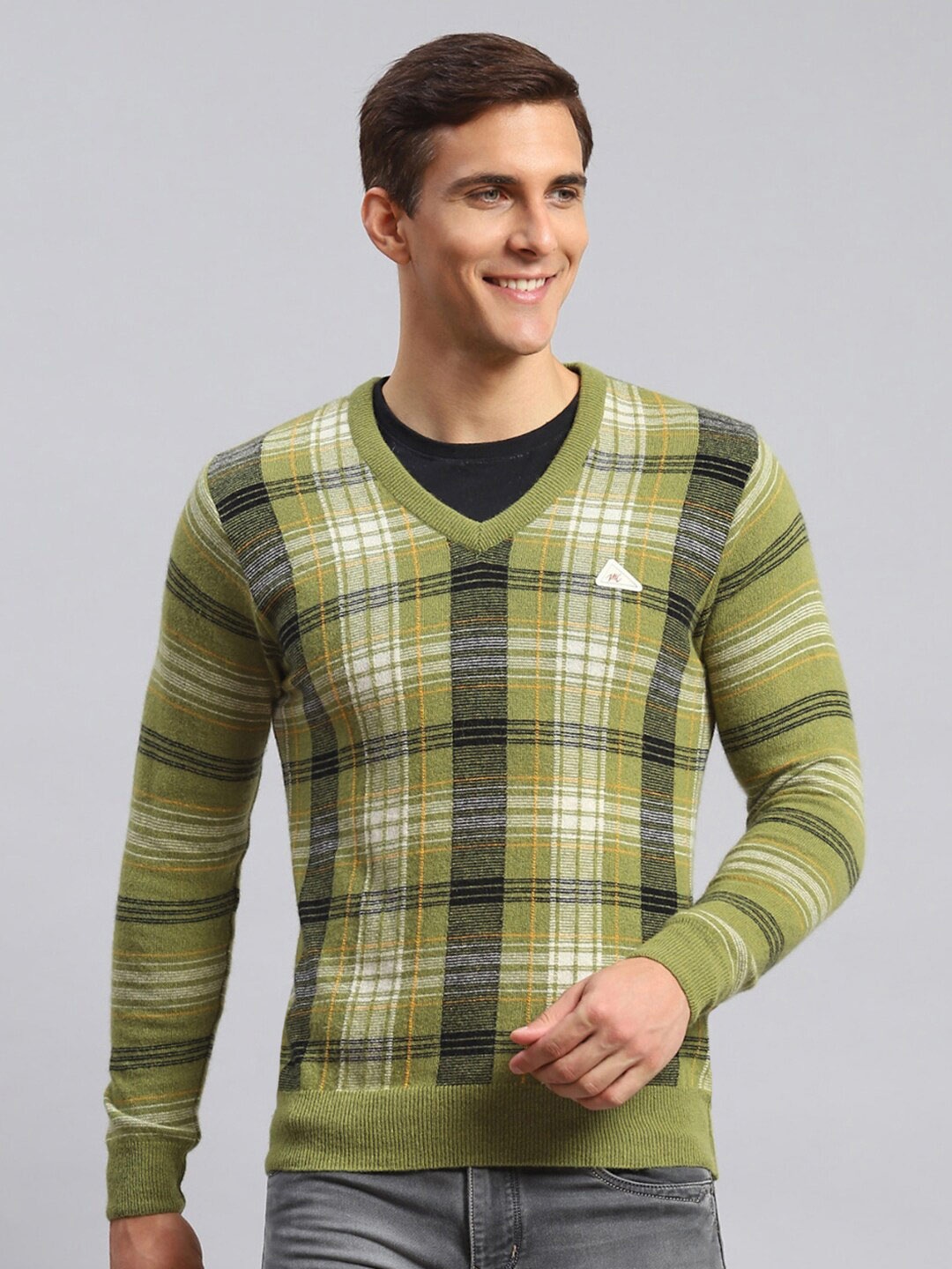 

Monte Carlo V- Neck Checked Ribbed Woollen Pullover, Olive