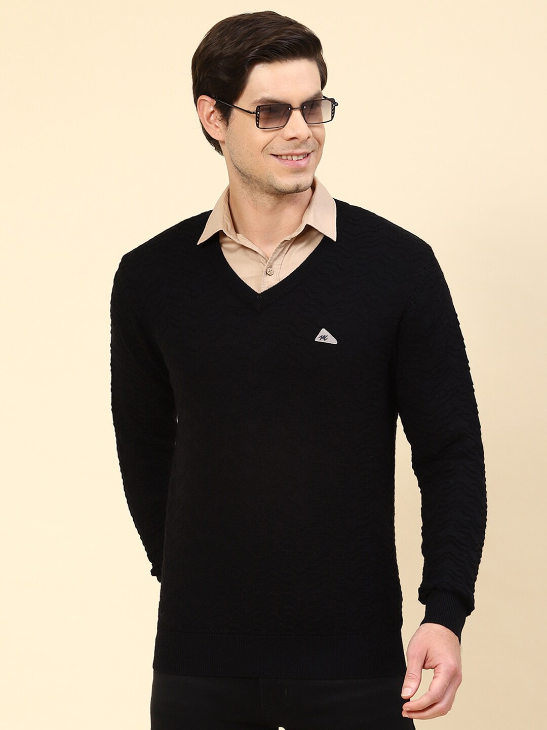 

Monte Carlo V- Neck Ribbed Pure Woollen Pullover, Black