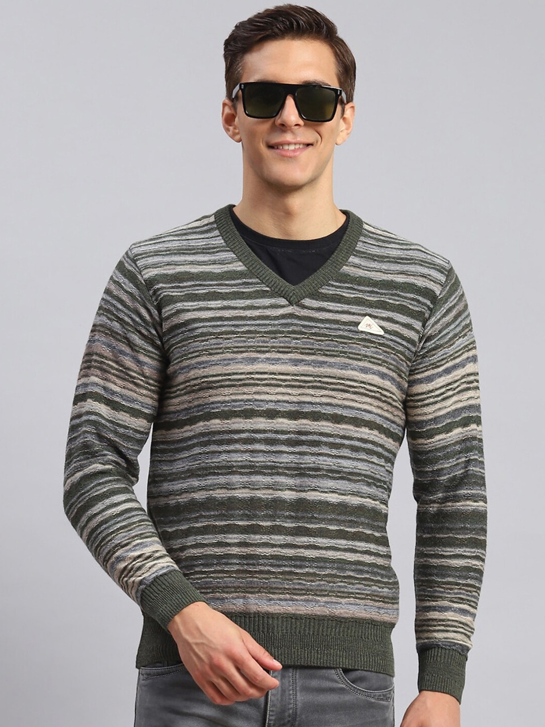 

Monte Carlo V- Neck Striped Ribbed Pullover, Green