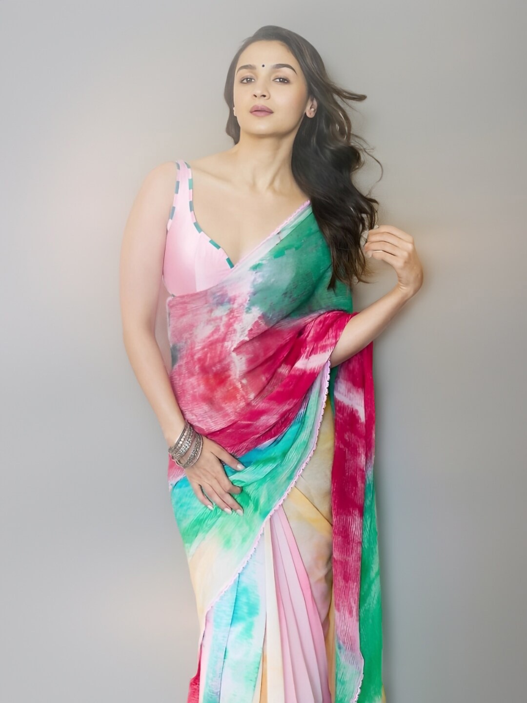 

SAREEWAVE Tie and Dye Saree, Red