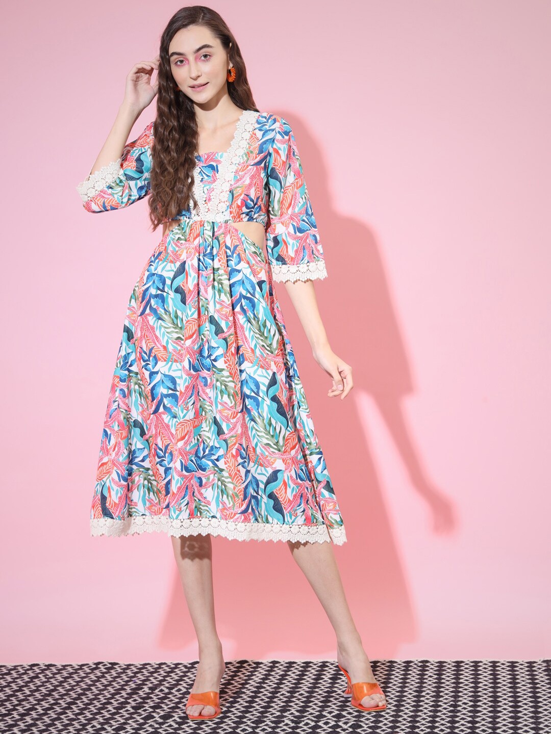 

DressBerry Blue Pink Floral Printed Fit & Flare Midi Dress