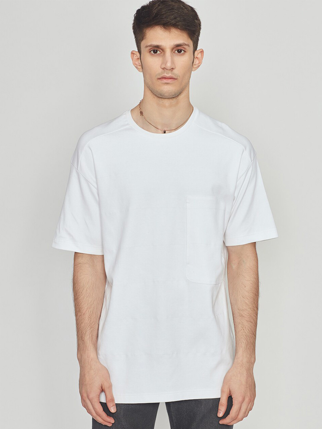 

Bhaane Round Neck Drop-Shoulder Cotton T-shirt, White