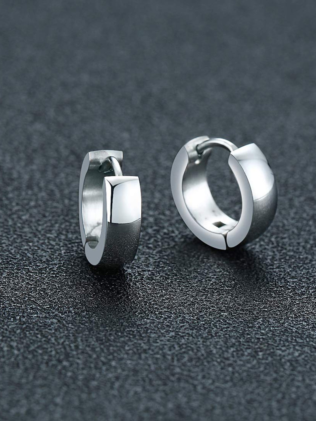 

AkashKrishna Unisex Silver Plated Circular Studs Earrings