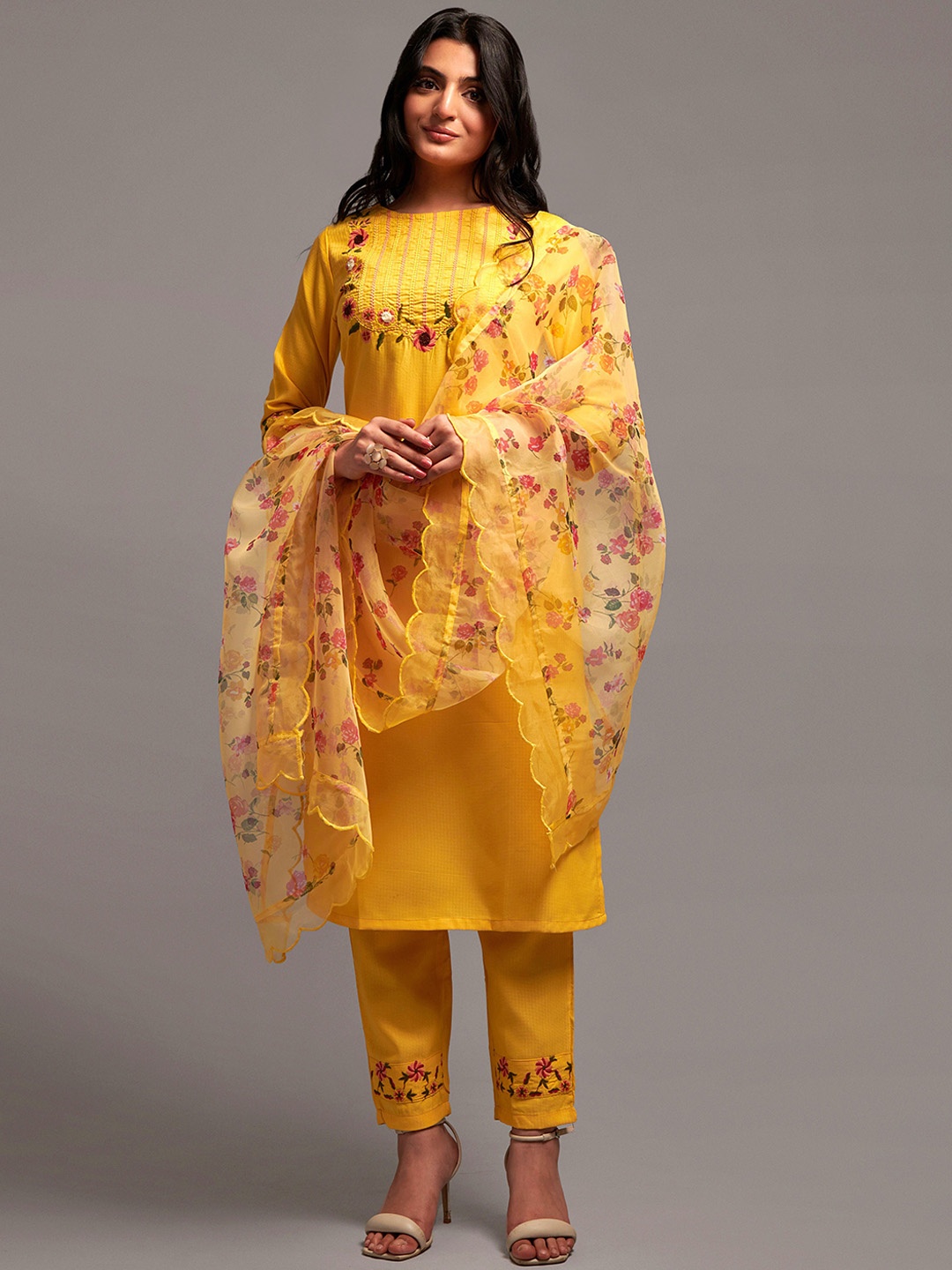 

JAPNAAM Ethnic Motifs Embroidered Regular Thread Work Kurta With Salwar & Dupatta, Yellow