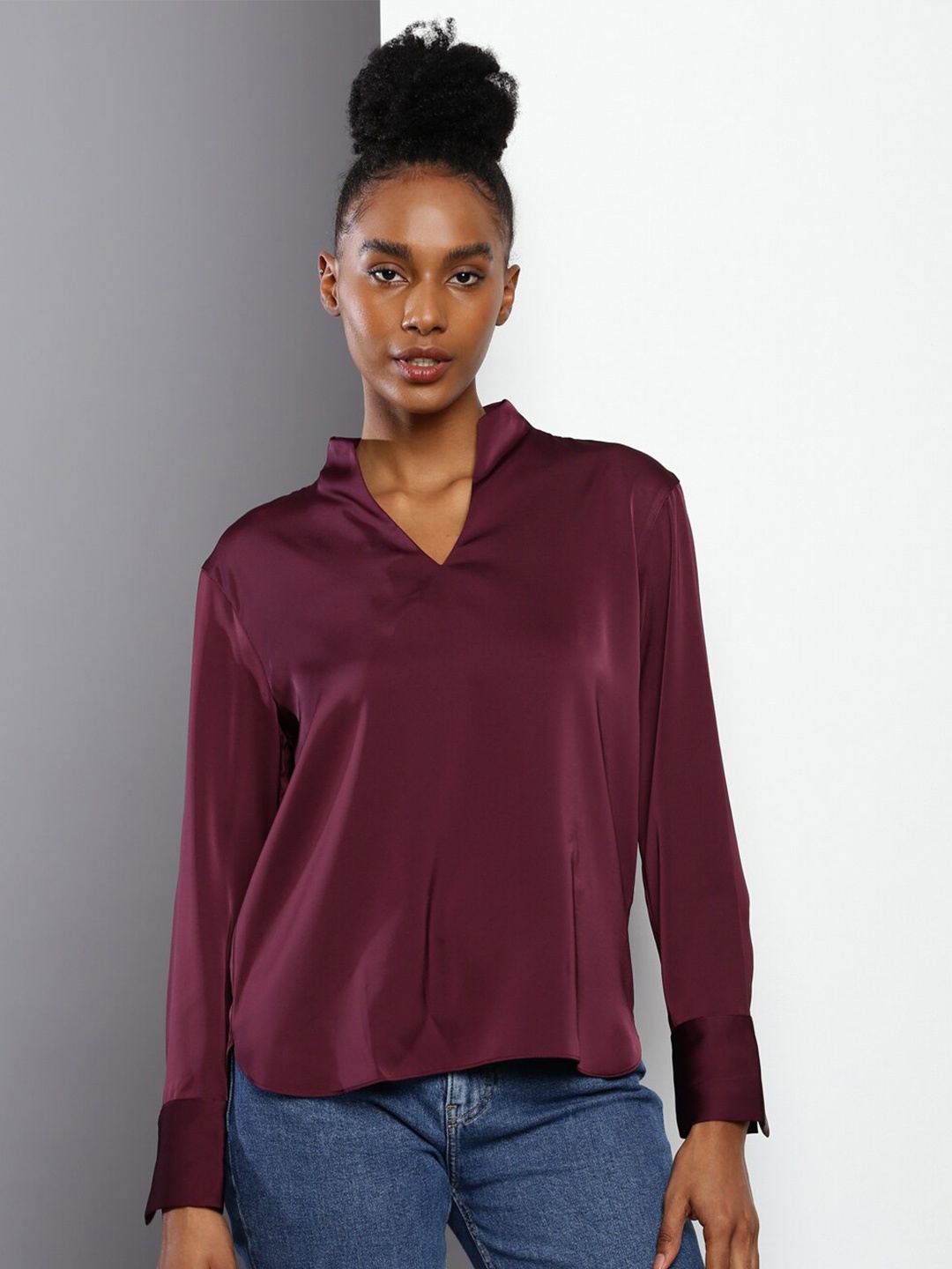 

Calvin Klein Jeans High Collar Cuffed Sleeve Satin Top, Burgundy
