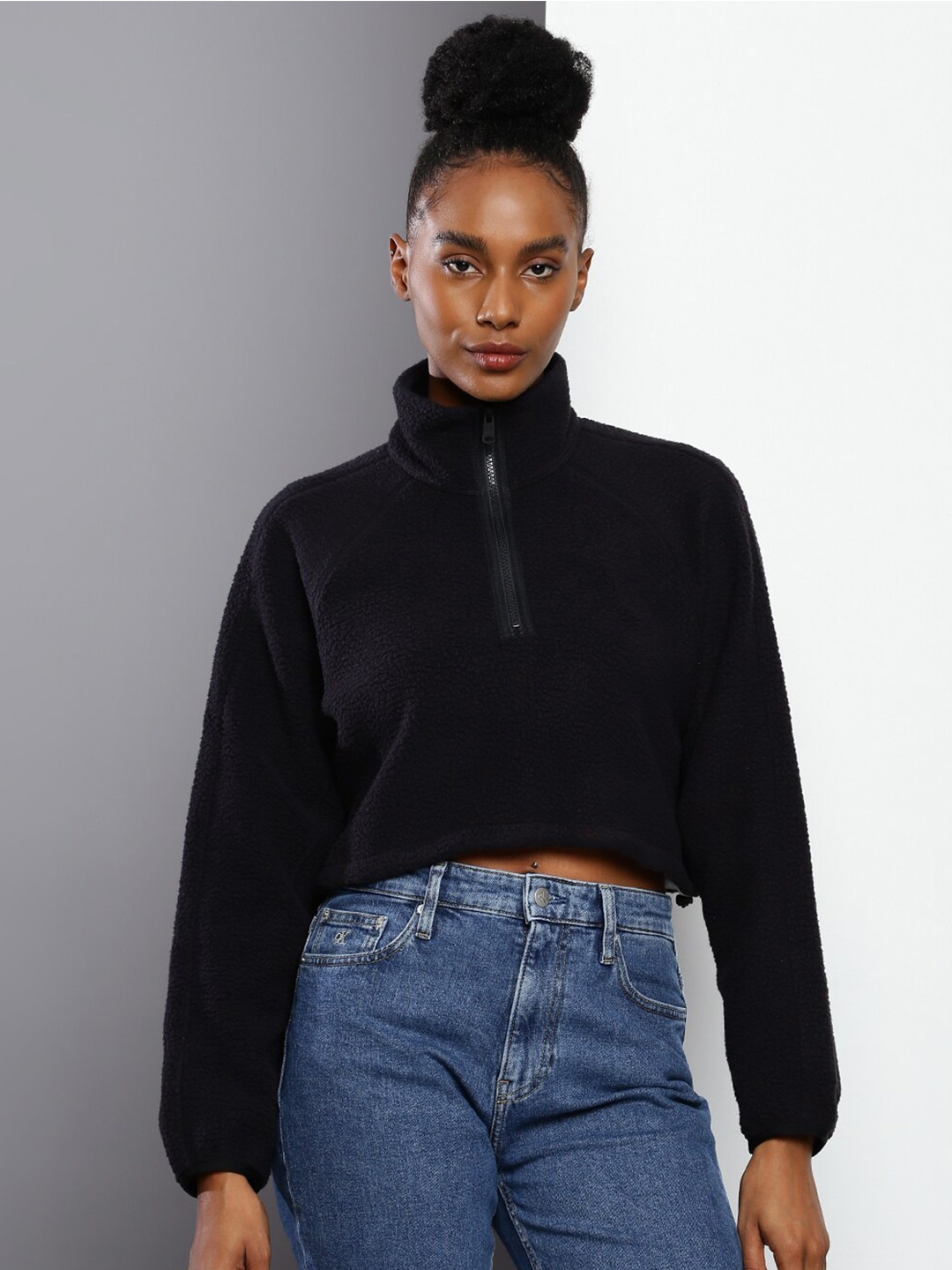 

Calvin Klein Jeans Half Zipper High Neck Crop Pullover Sweatshirt, Black