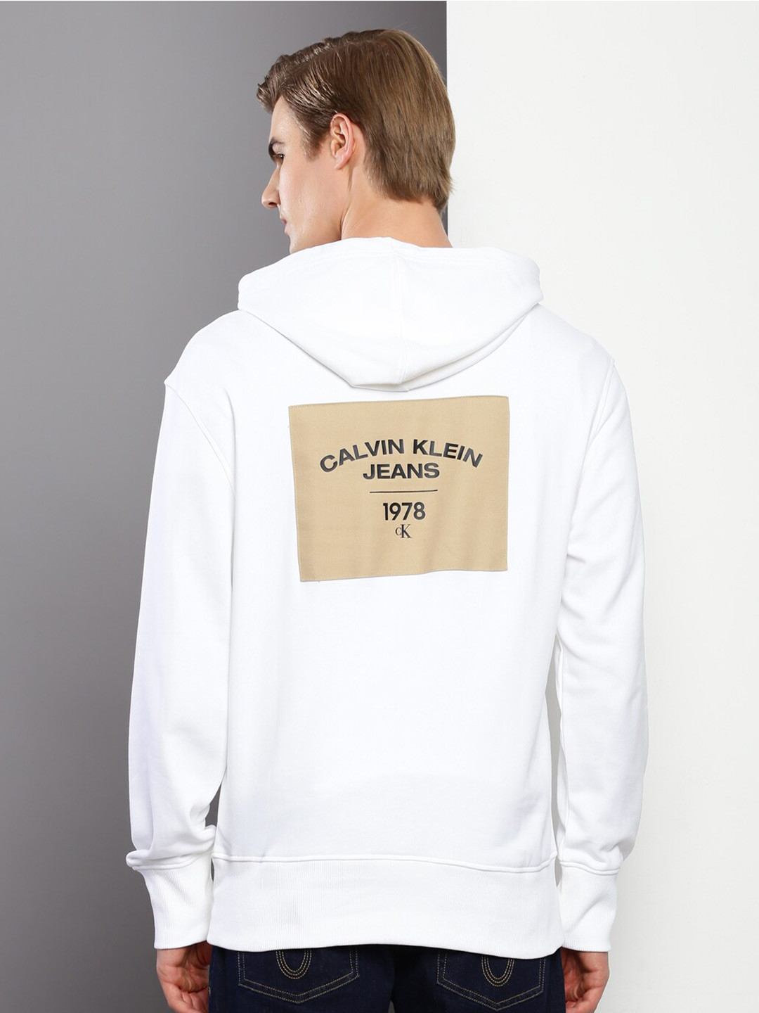 

Calvin Klein Jeans Brand Logo Printed Hooded Pure Cotton Sweatshirt, White