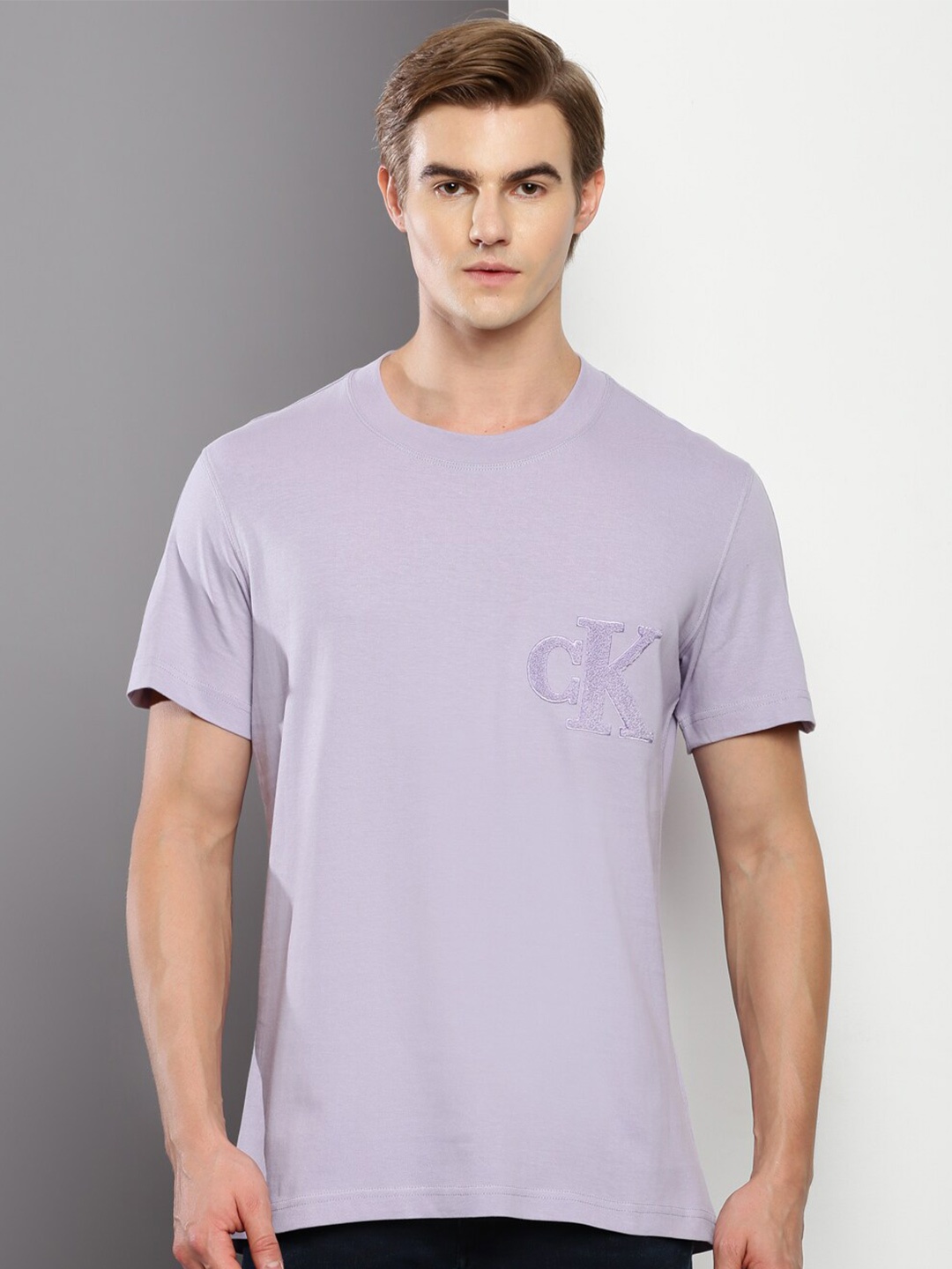 

Calvin Klein Jeans Round Neck Cotton Casual T-Shirt, Lavender