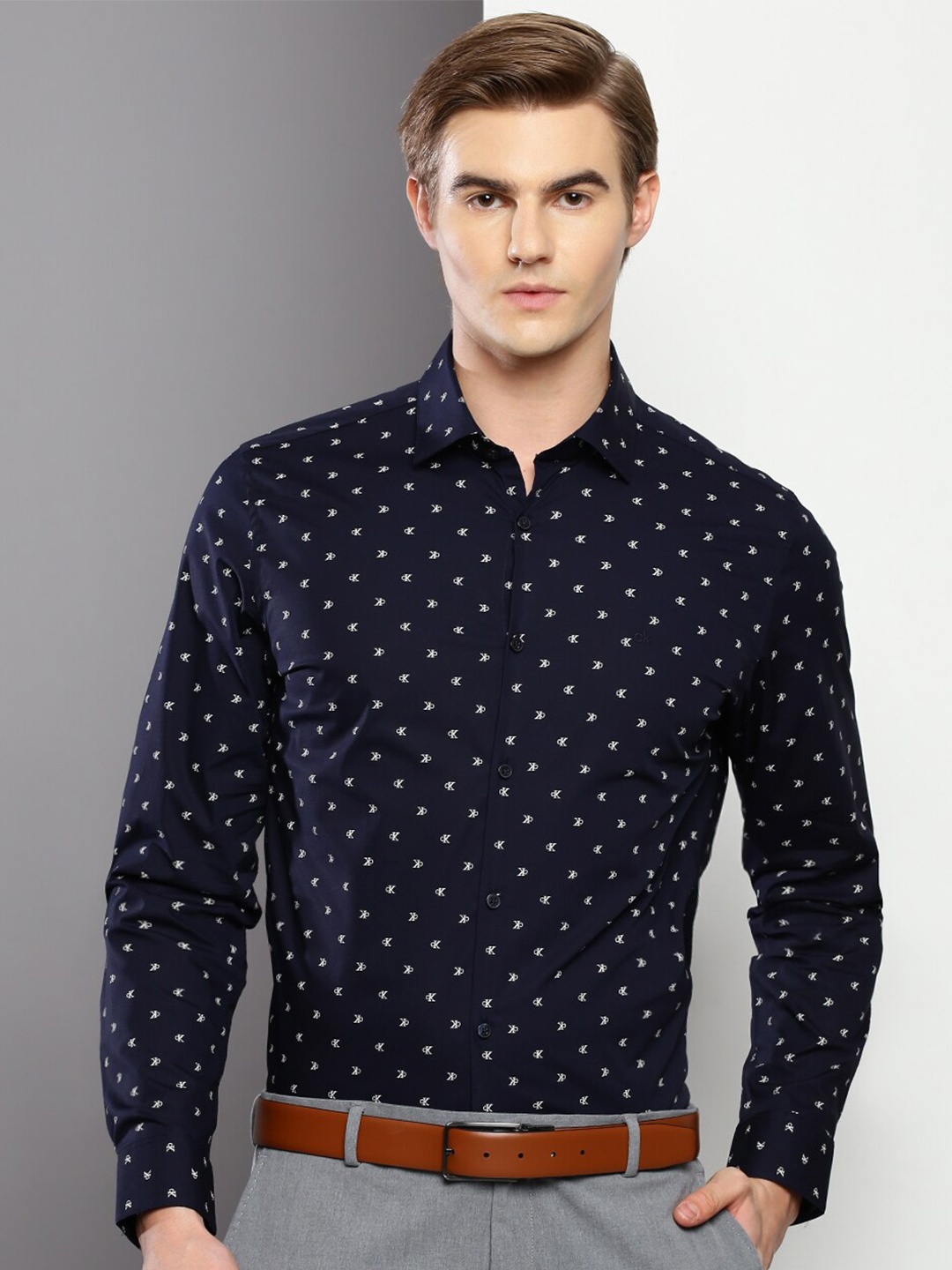 

Calvin Klein Jeans Micro Ditsy Printed Slim Fit Casual Shirt, Navy blue