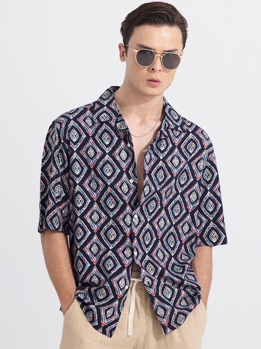 

Snitch Abstract Classic Opaque Printed Casual Shirt, Navy blue