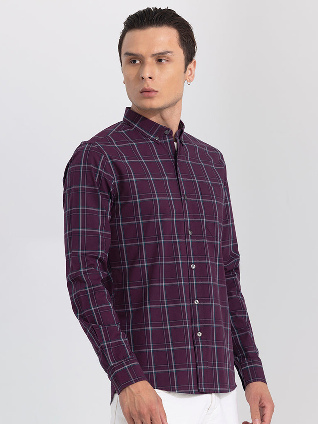 

Snitch Maroon Classic Slim Fit Windowpane Checks Opaque Casual Shirt