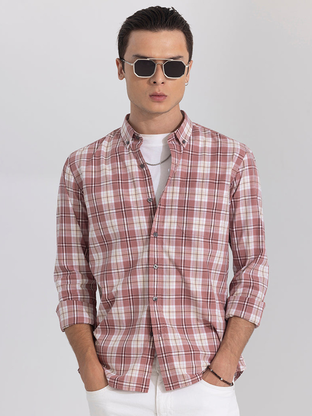 

Snitch Red Classic Slim Fit Tartan Checks Opaque Pure Cotton Casual Shirt