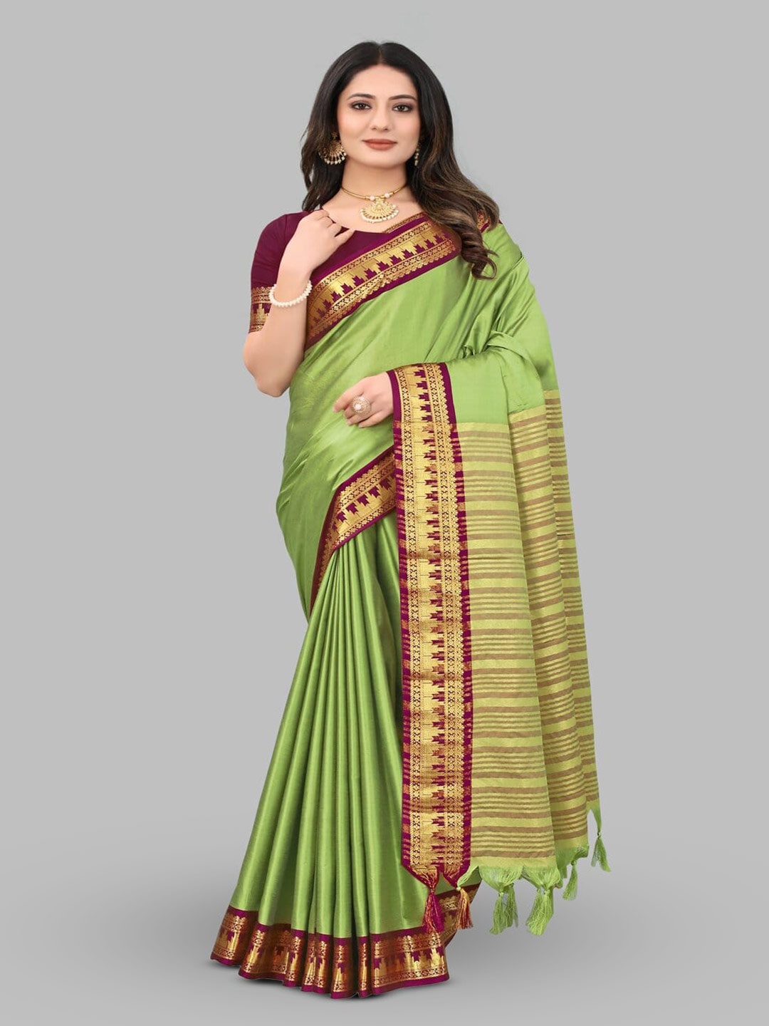 

Paramparik Textile Zari Pure Silk Banarasi Saree, Fluorescent green