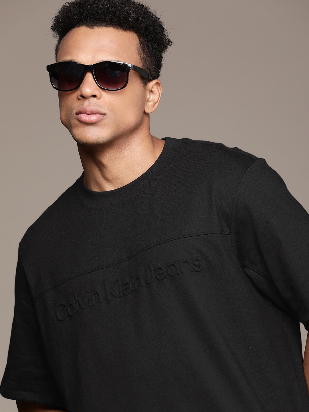 

Calvin Klein Jeans Pure Cotton Brand Logo Embossed Printed Relaxed Fit Casual T-shirt, Black