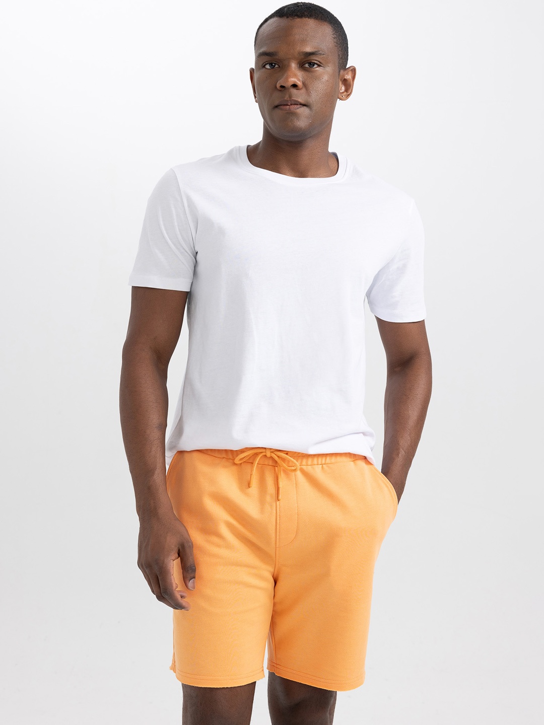 

DeFacto Men Mid-Rise Regular Fit Shorts, Yellow