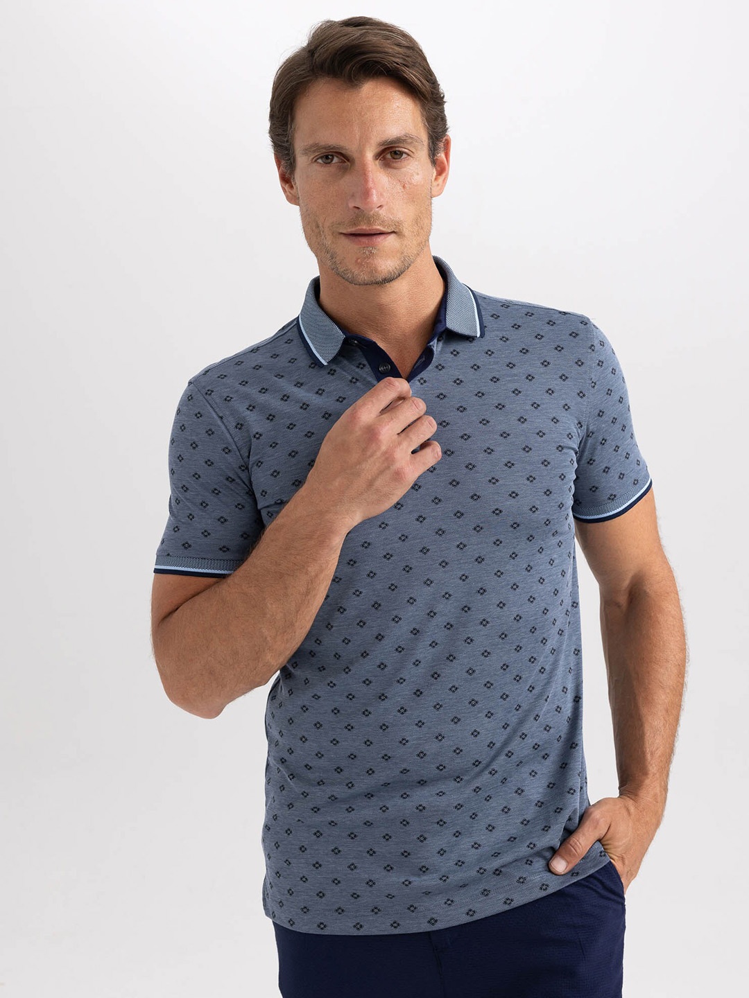 

DeFacto Printed Polo Collar T-shirt, Na