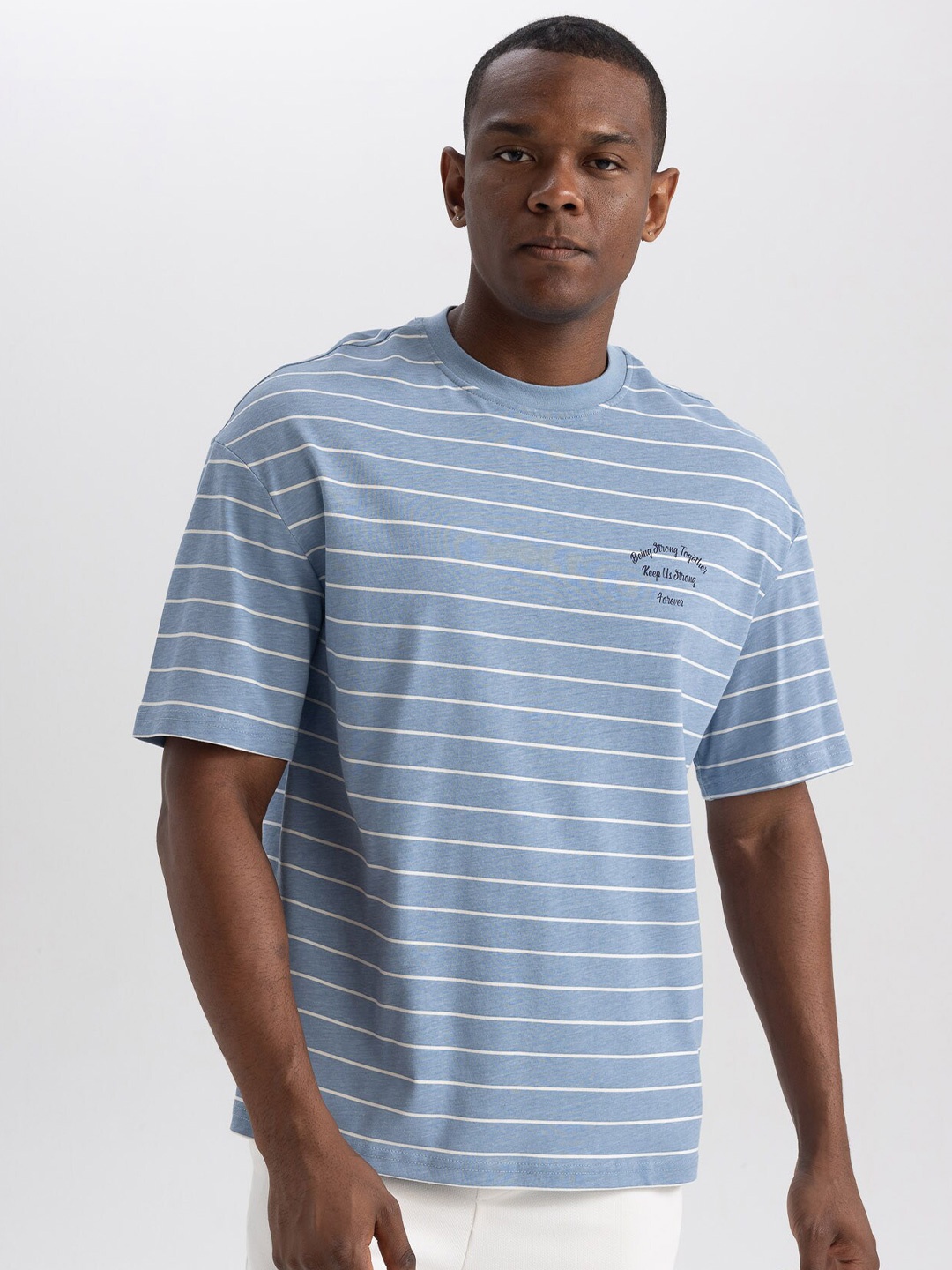 

DeFacto Striped Round Neck Drop-Shoulder Sleeves Pure Cotton T-shirt, Blue